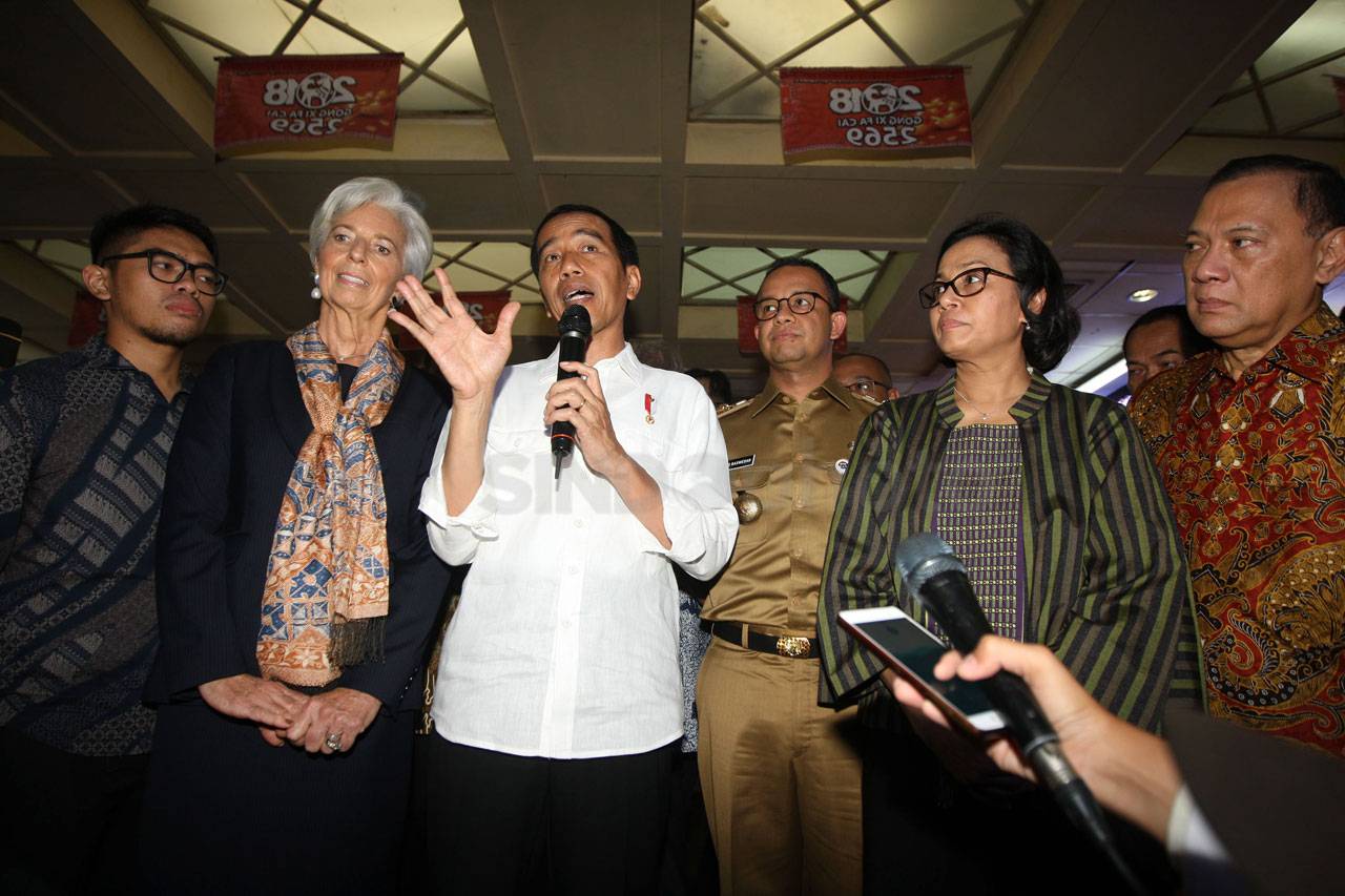 Presiden Jokowi dan...