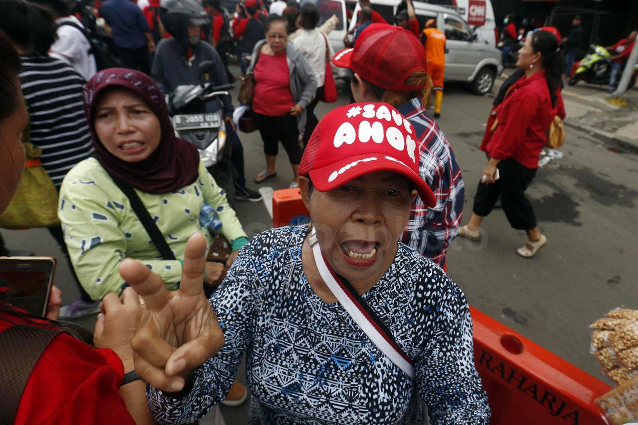 Pendukung Ahok Gelar...