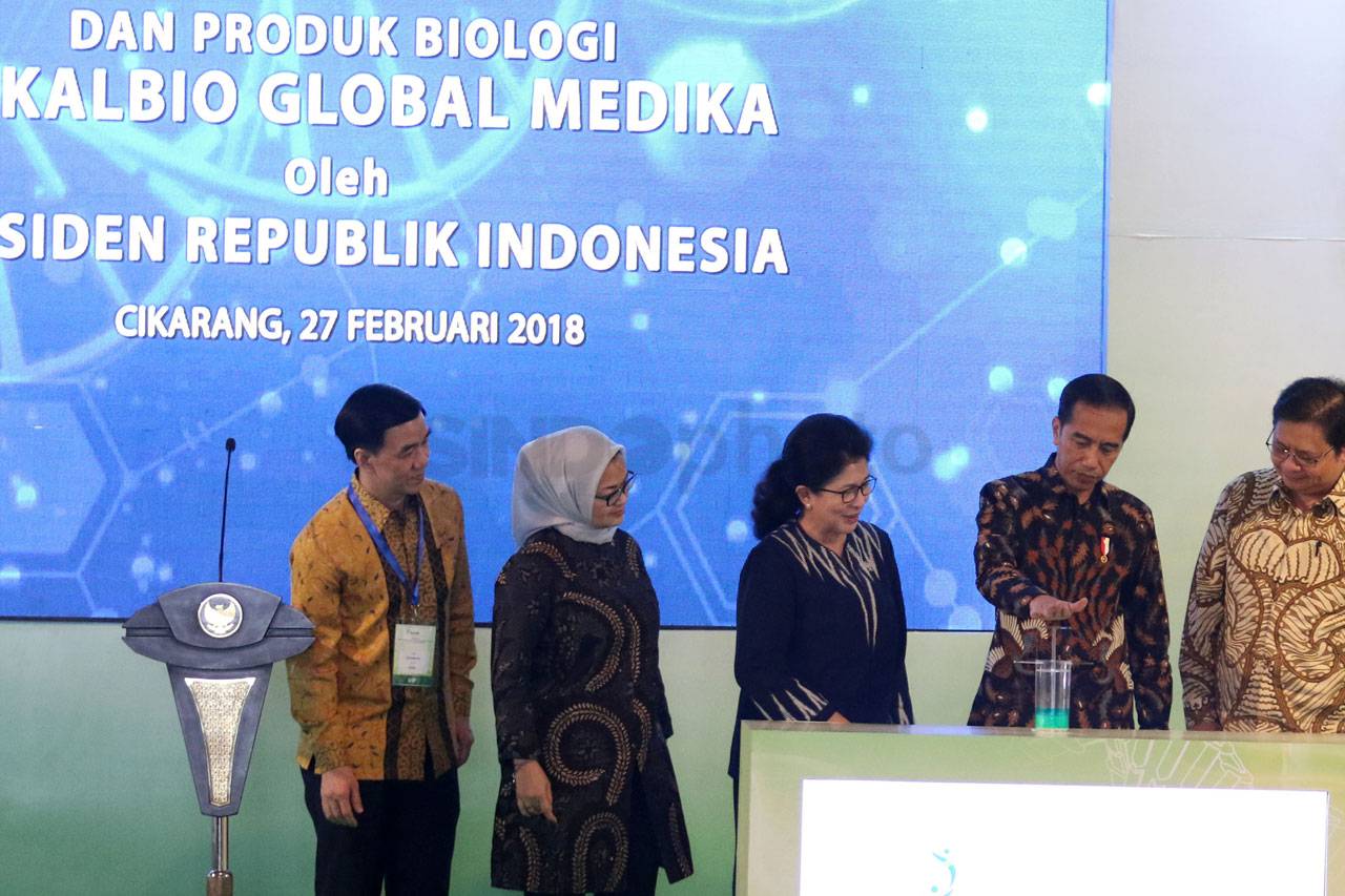 Presiden Jokowi Resmikan...