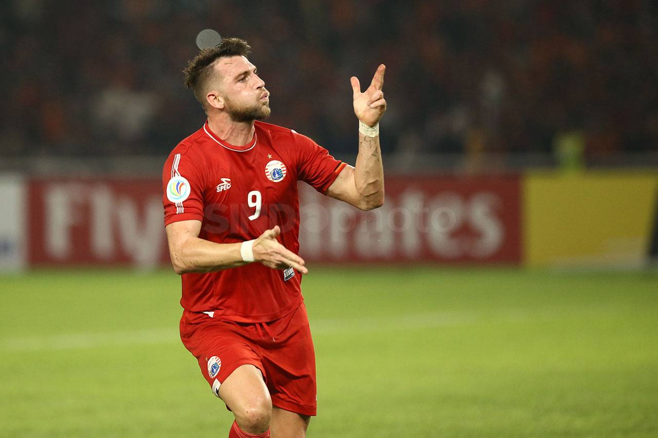 Hattrick Super Simic...
