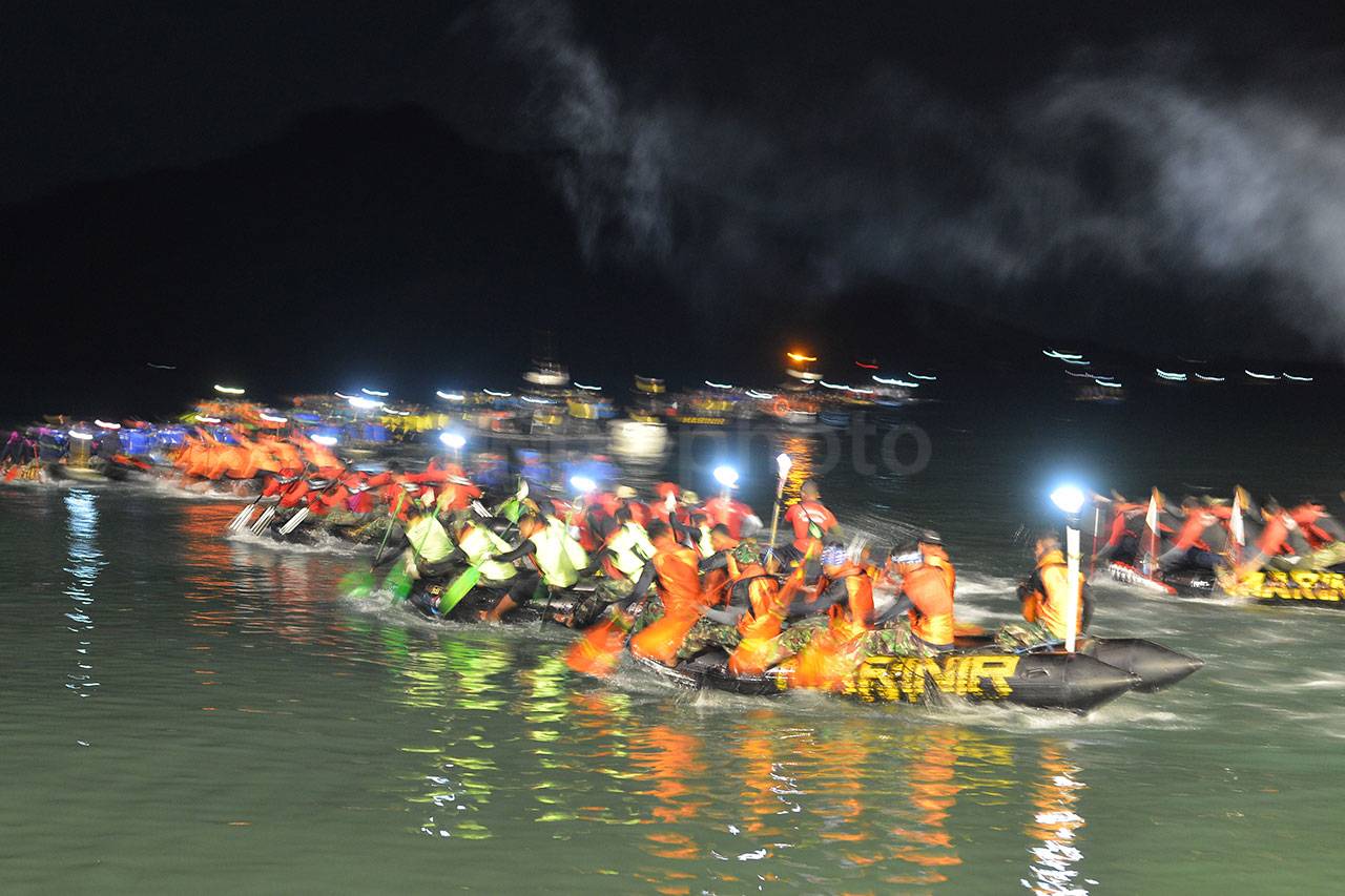 Korps Marinir Gelar...