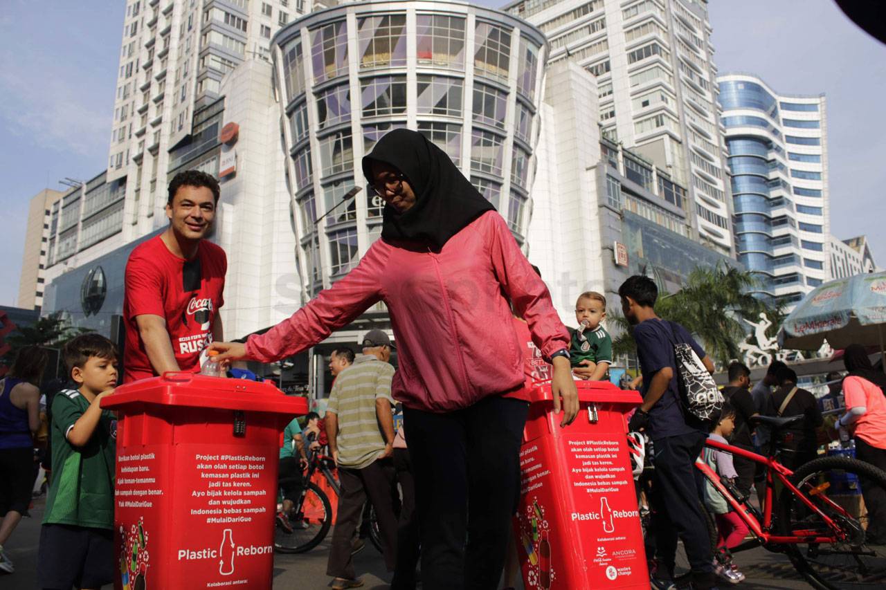 Plastic Reborn Hadir...