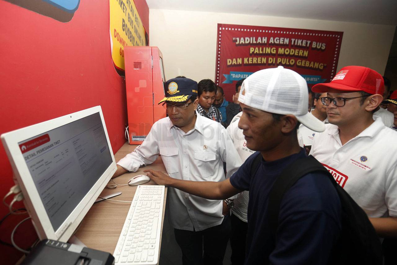 Menhub Cek Fasilitas...