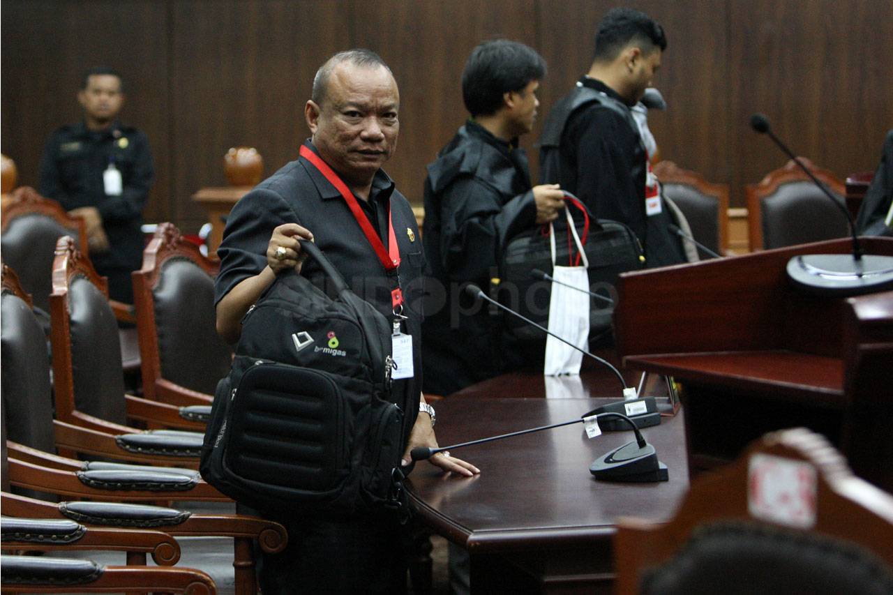 MK Gelar Sidang Uji...