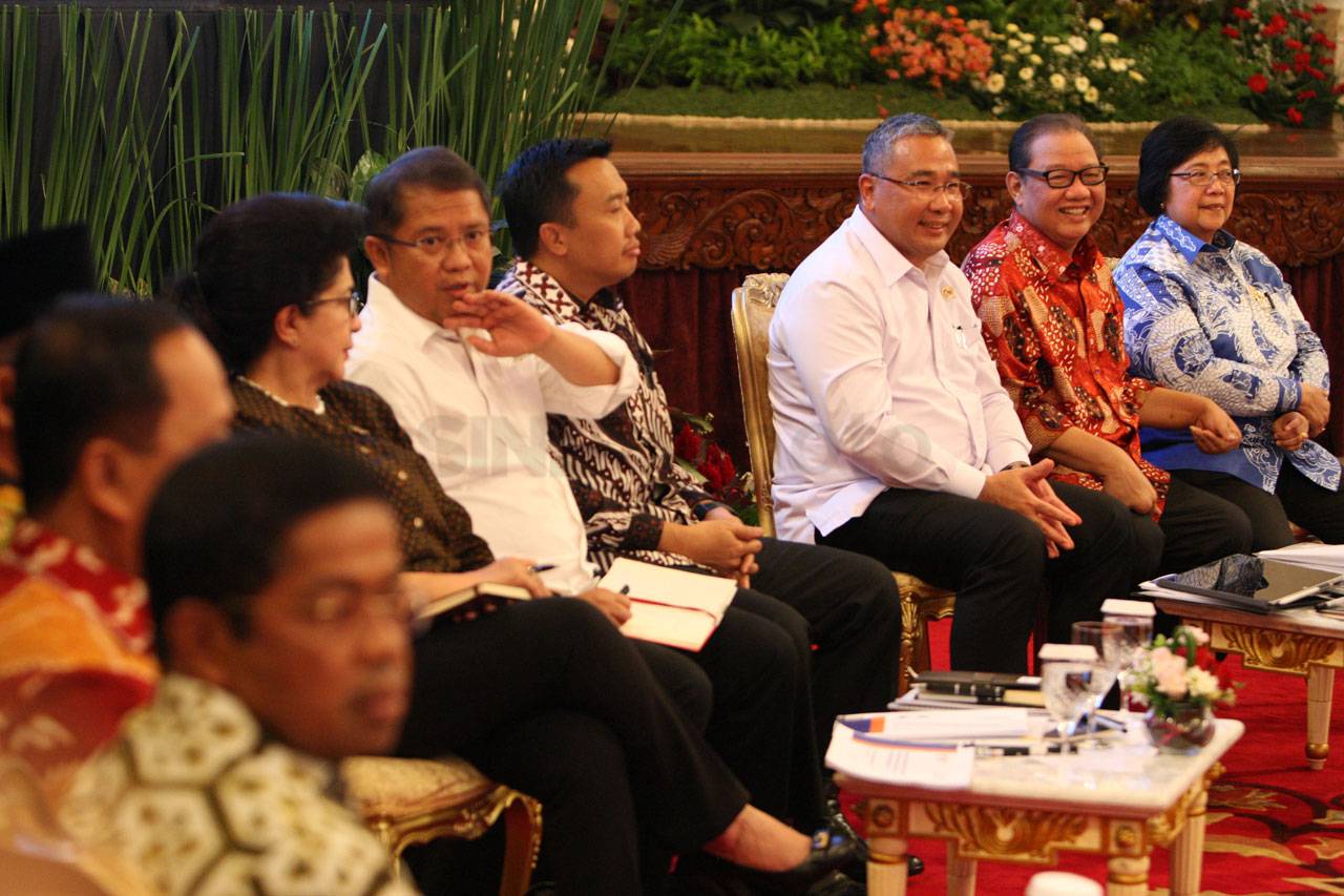 Presiden Jokowi Pimpin...