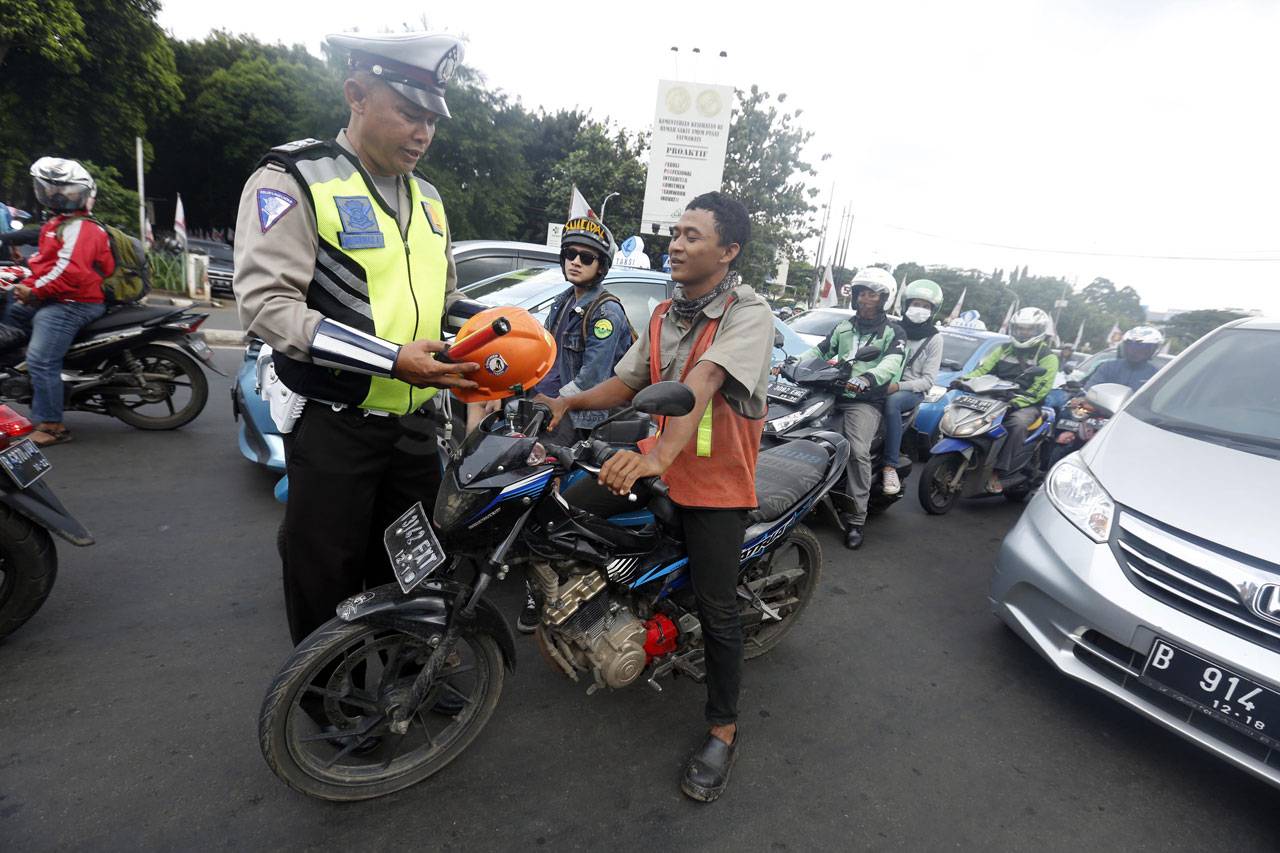 Satlantas Wilayah Jakarta...