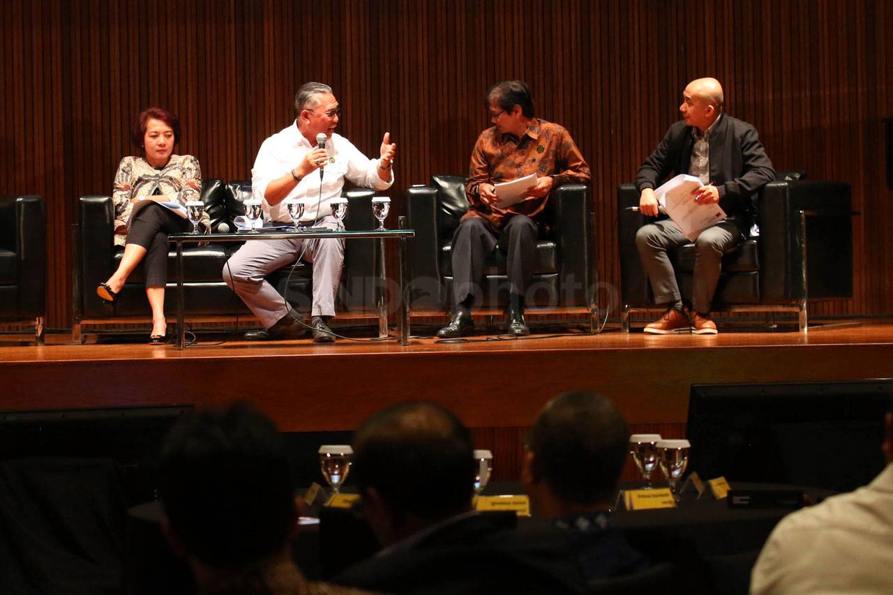 Diskusi Mendongkrak...