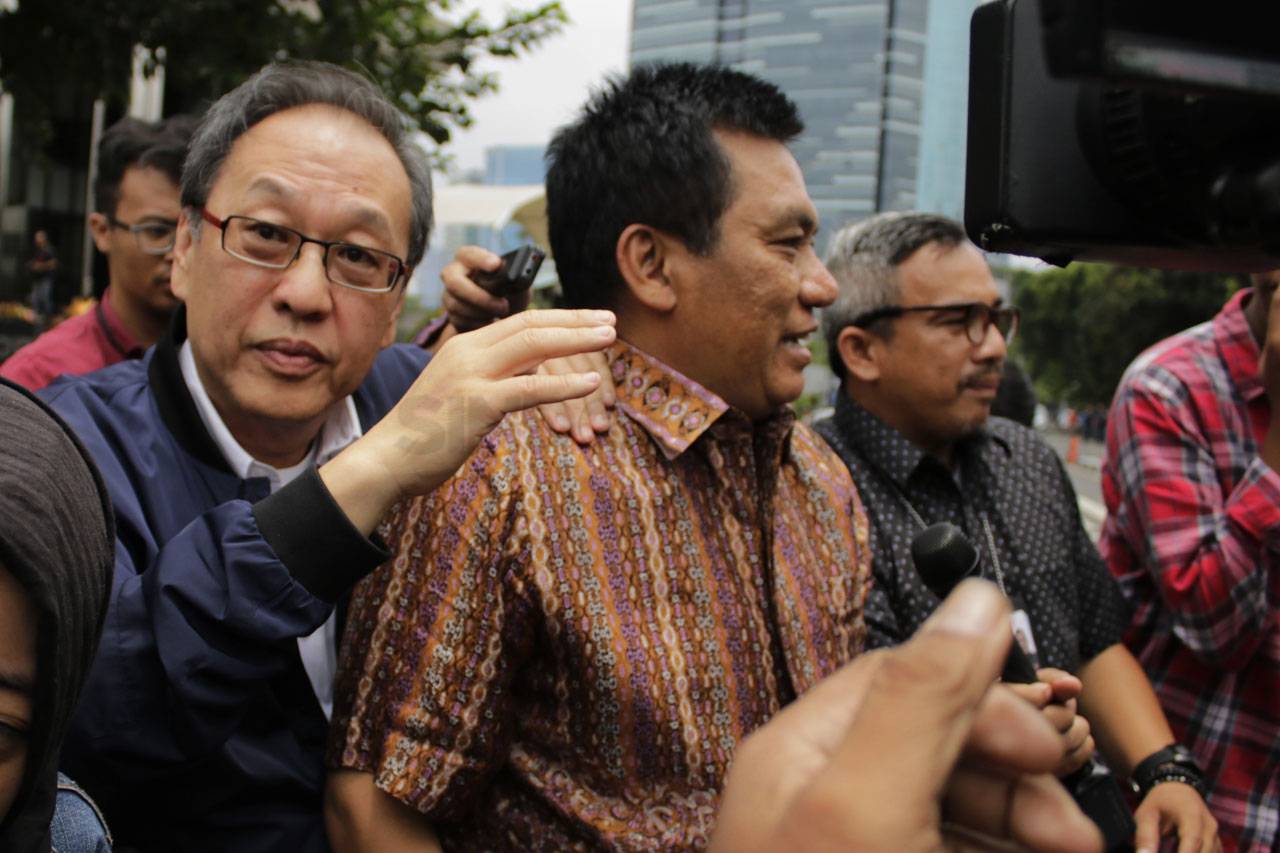KPK Periksa Tersangka...
