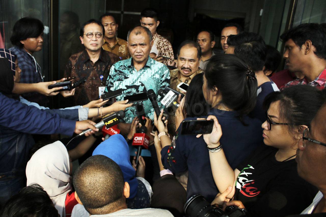 Ketua PPATK Sambangi...