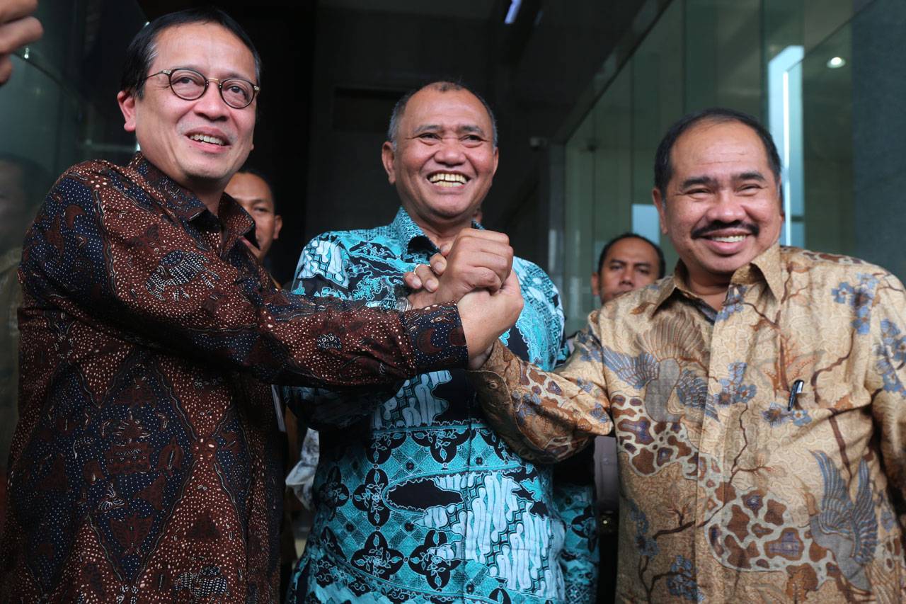 Ketua PPATK Sambangi...