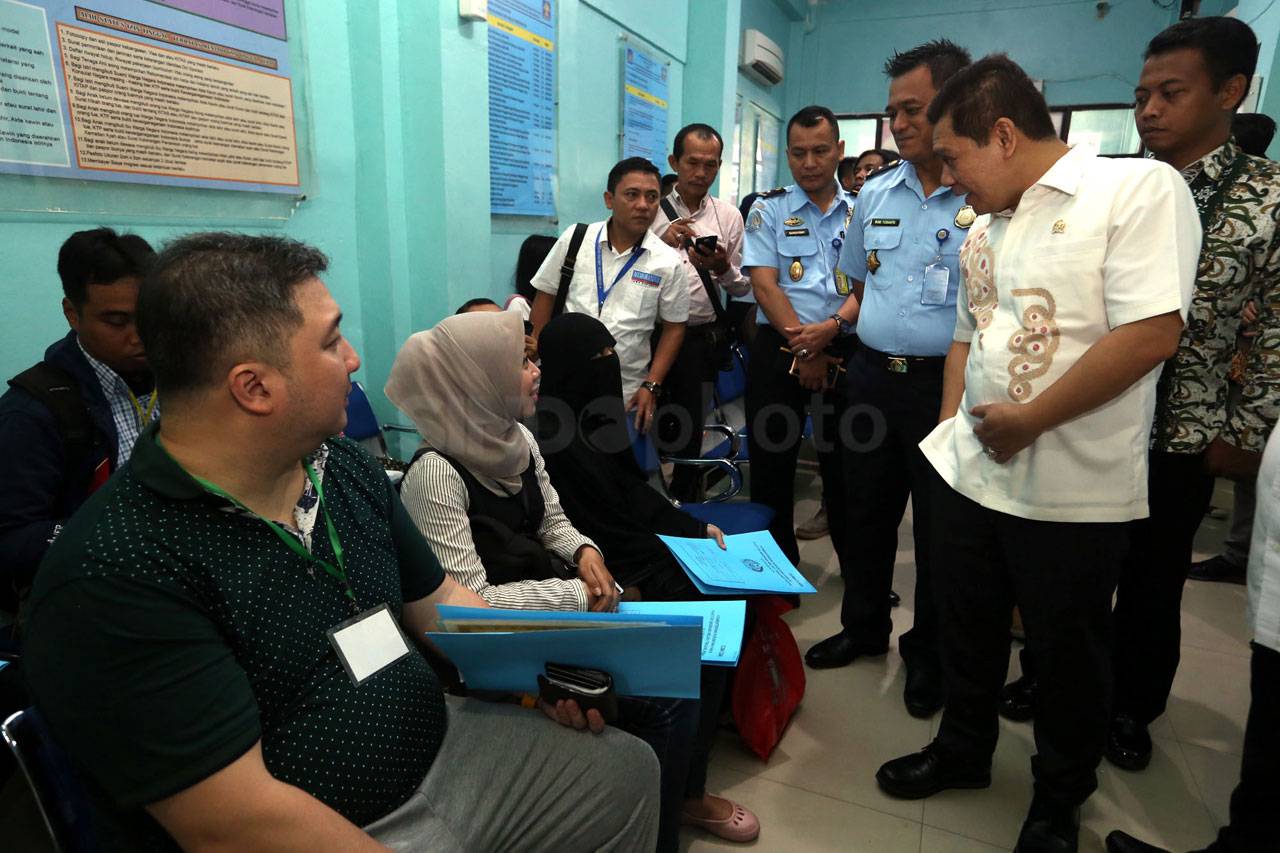 Anggota Komisi III DPR...