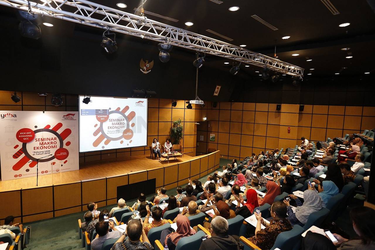 Seminar Makro Ekonomi...