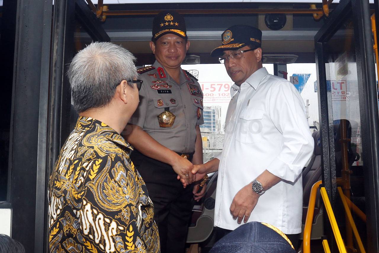 Menhub dan Kapolri Resmikan...