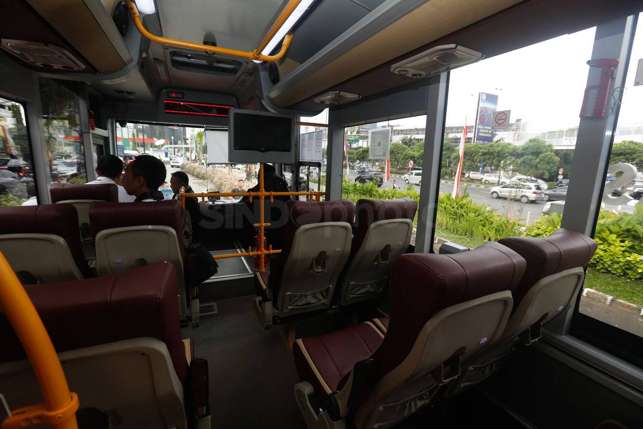 Melihat Kenyamanan Bus...