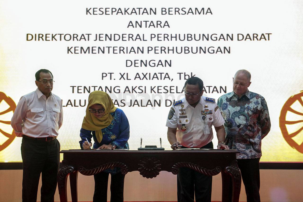 Kemenhub dan XL Jalin...