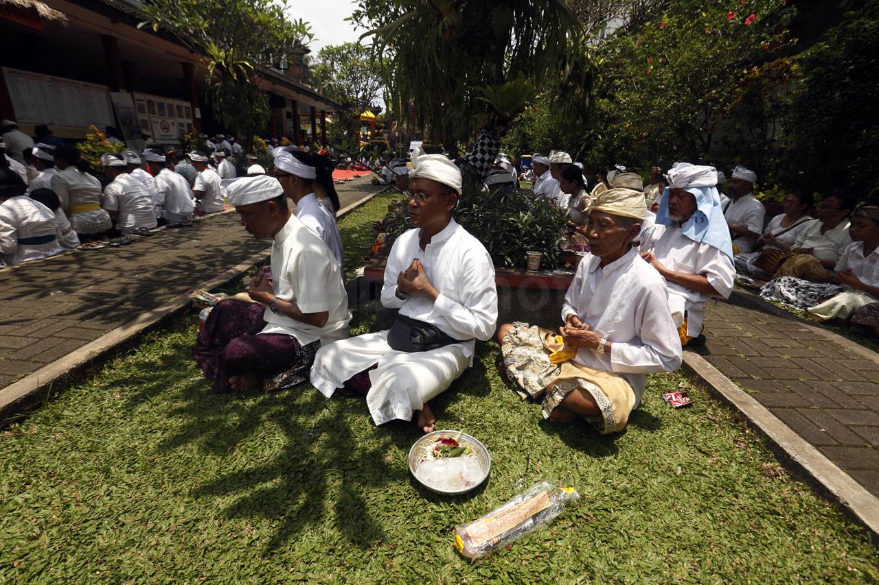 Sambut Nyepi Umat Hindu...