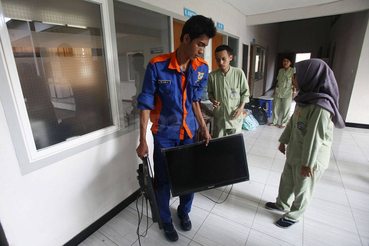 Atap Gedung Paviliun...