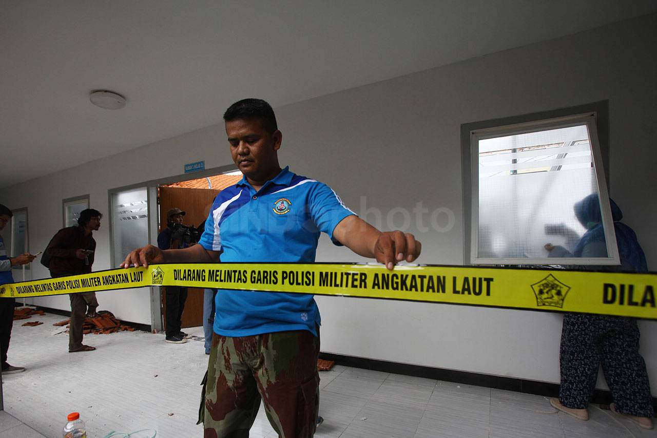 Atap Gedung Paviliun...