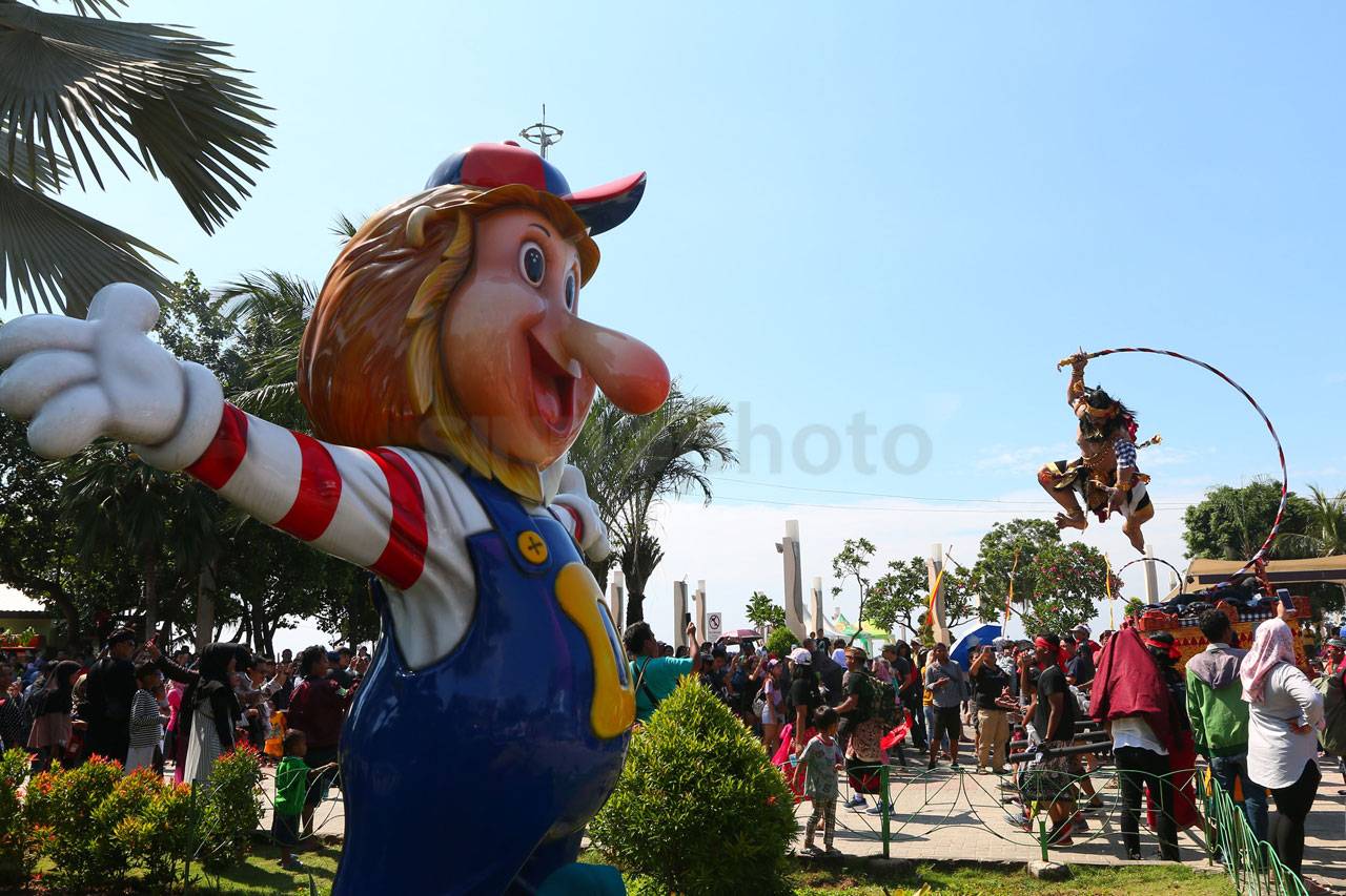 Festival Ogoh-Ogoh di...