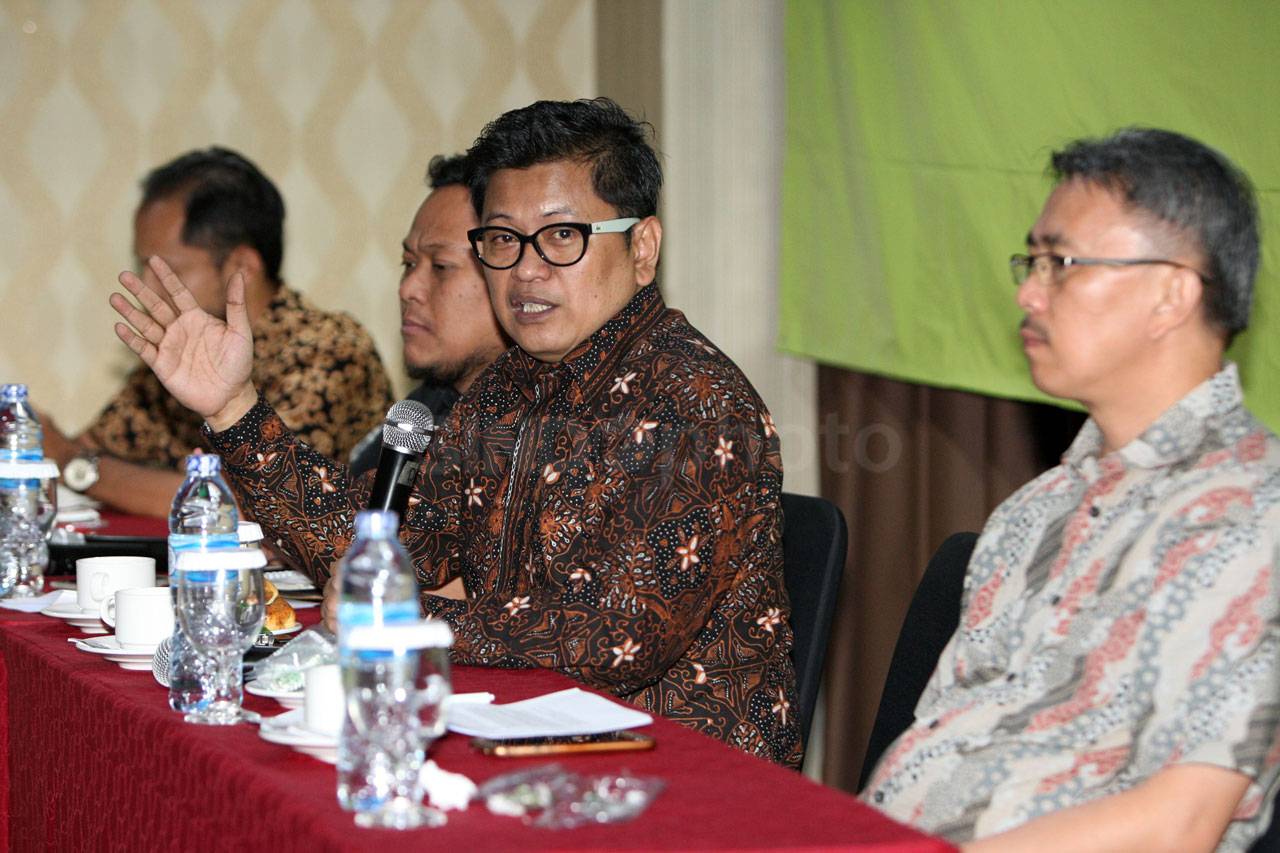 Menyorot Wajah Golkar...