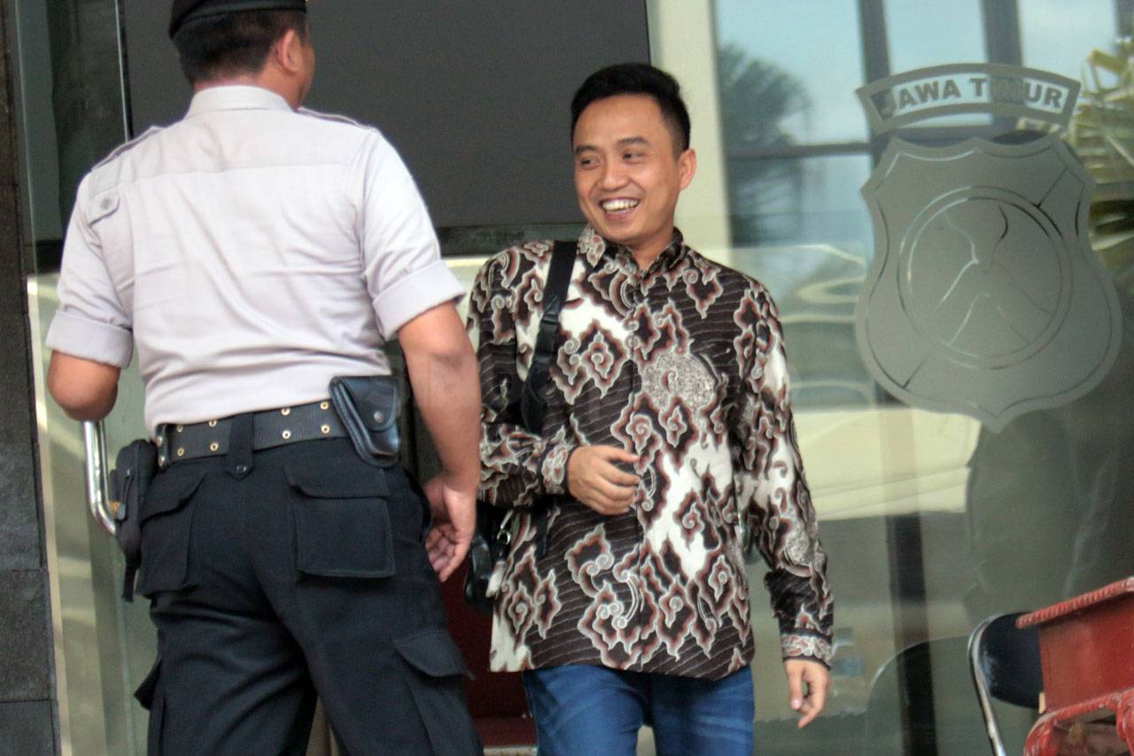 KPK Lanjutkan Penyidikan...