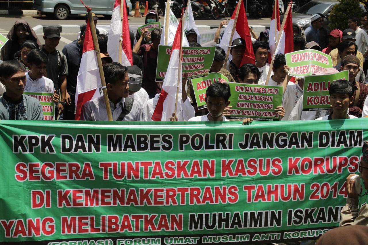 Formasi Desak KPK Periksa...