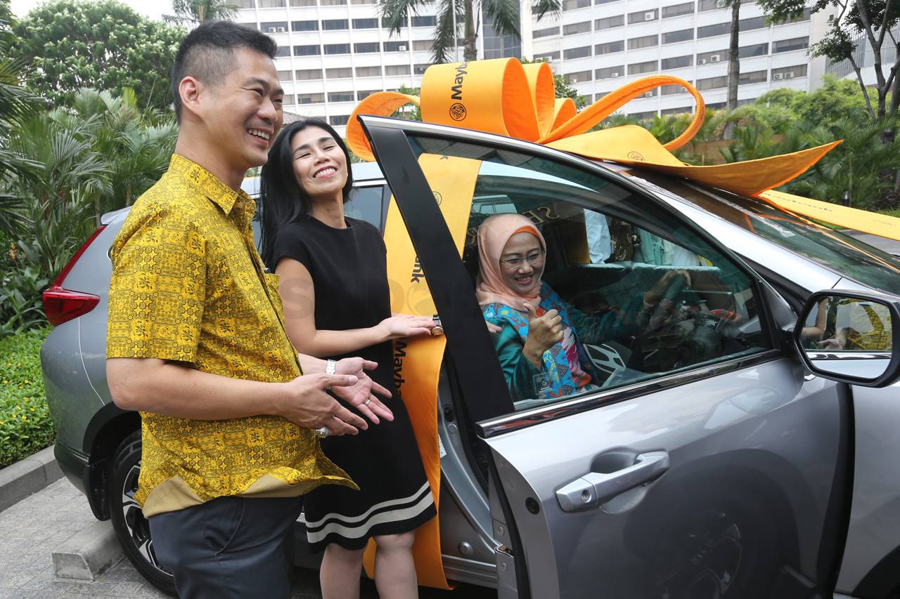 Penyerahan Hadiah Utama...