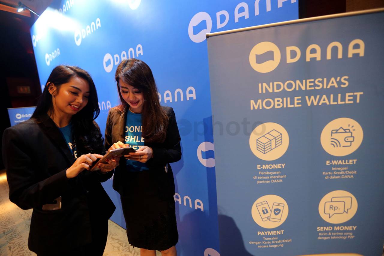 DANA, Layanan Dompet...