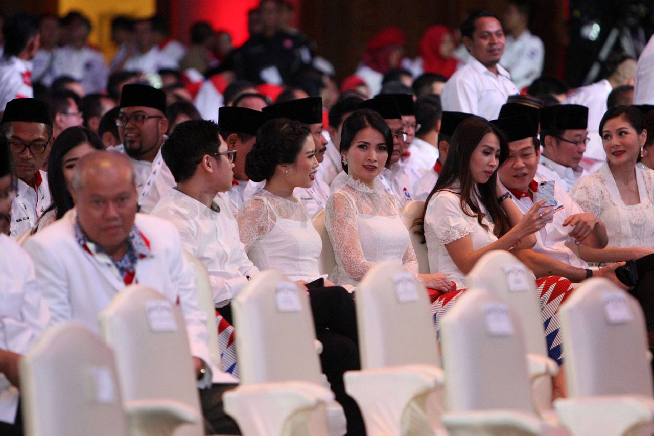 Presiden Jokowi Buka...
