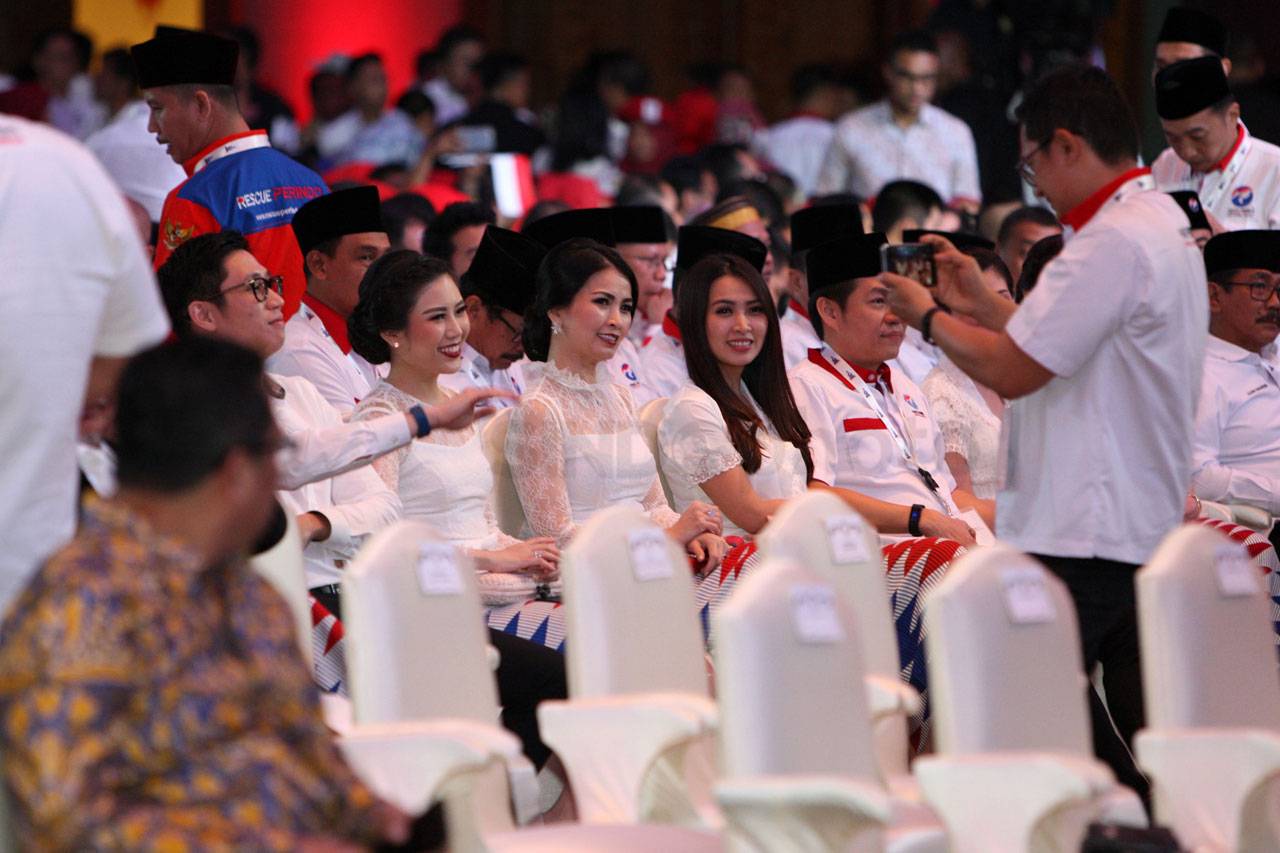 Presiden Jokowi Buka...