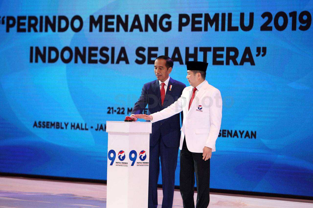 Presiden Jokowi Buka...