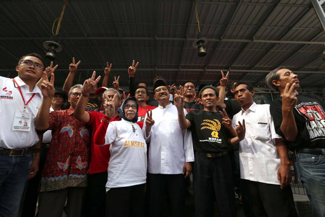 Relawan Jokowi Dukung...