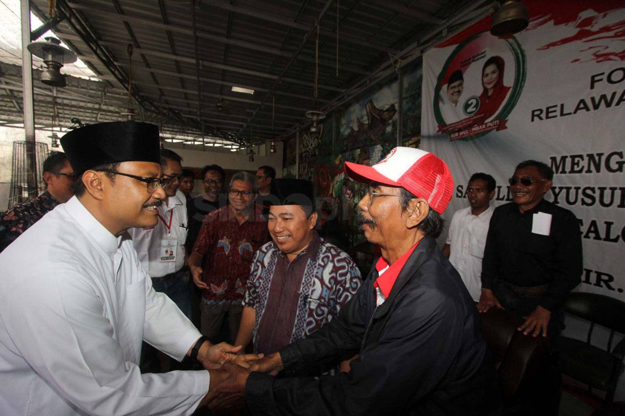 Relawan Jokowi Dukung...