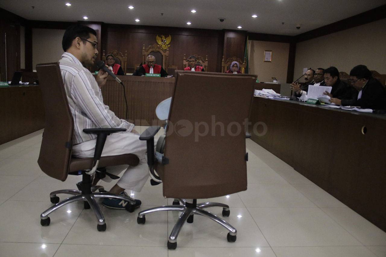 Sidang Lanjutan Fredrich...