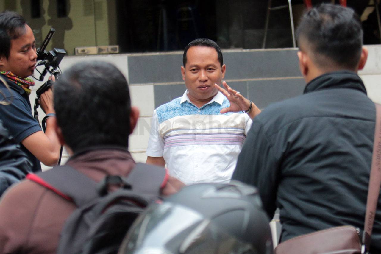 KPK Periksa 26 Orang...