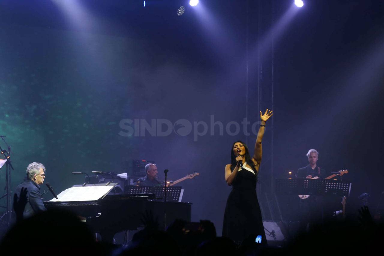 Kolaborasi David Foster...