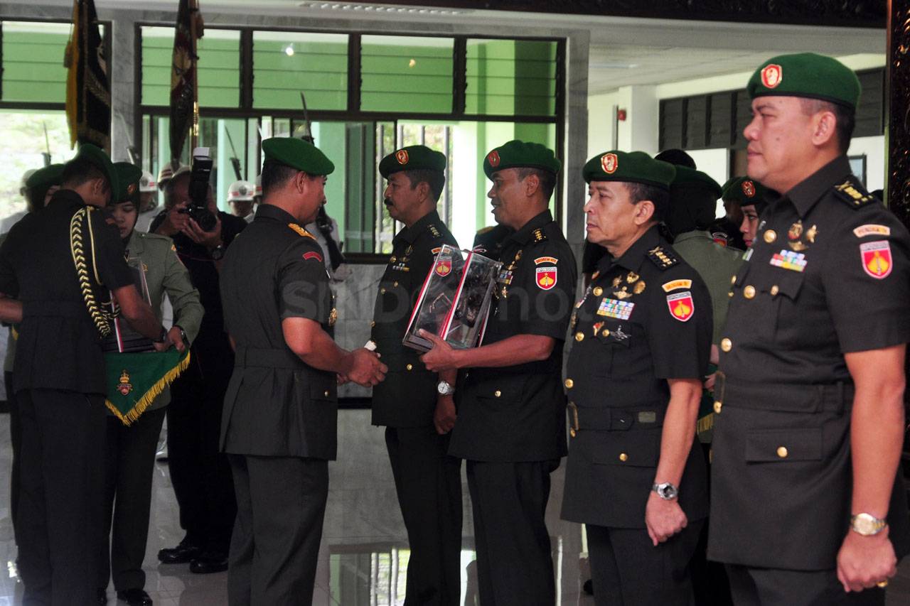 Pangdam Pimpin Upacara...