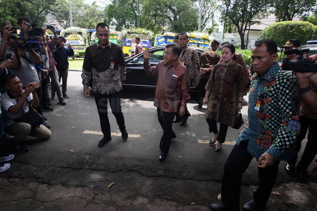 Wapres Jusuf Kalla Melayat...