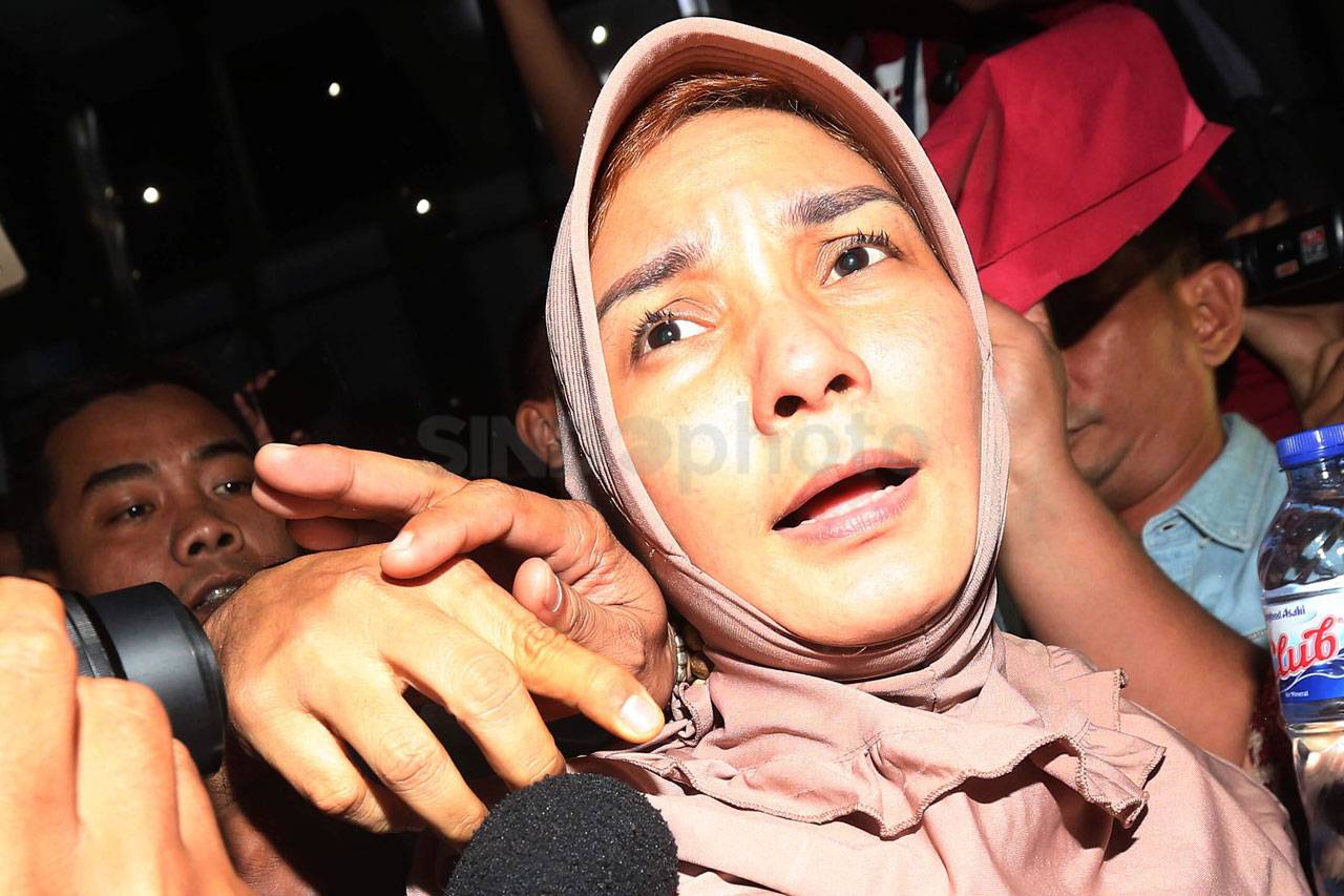 KPK Tahan Mochammad...