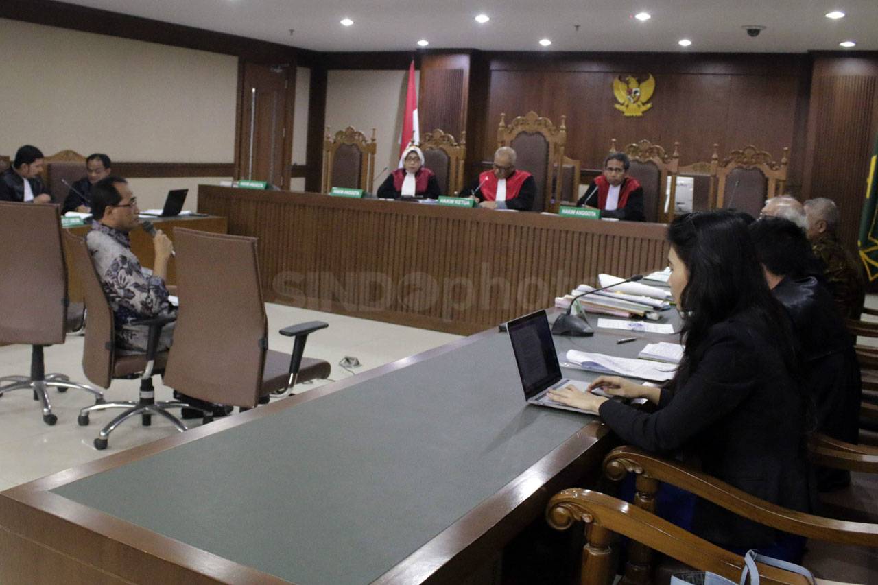 Menhub Jadi Saksi Sidang...