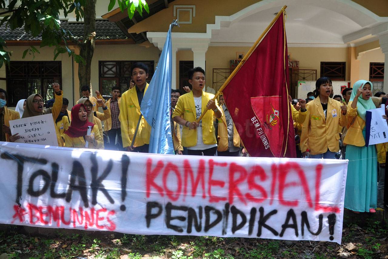 Ketua MPR dan Menristek...
