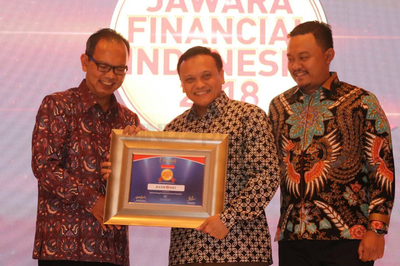 JakCard Bank DKI Raih...