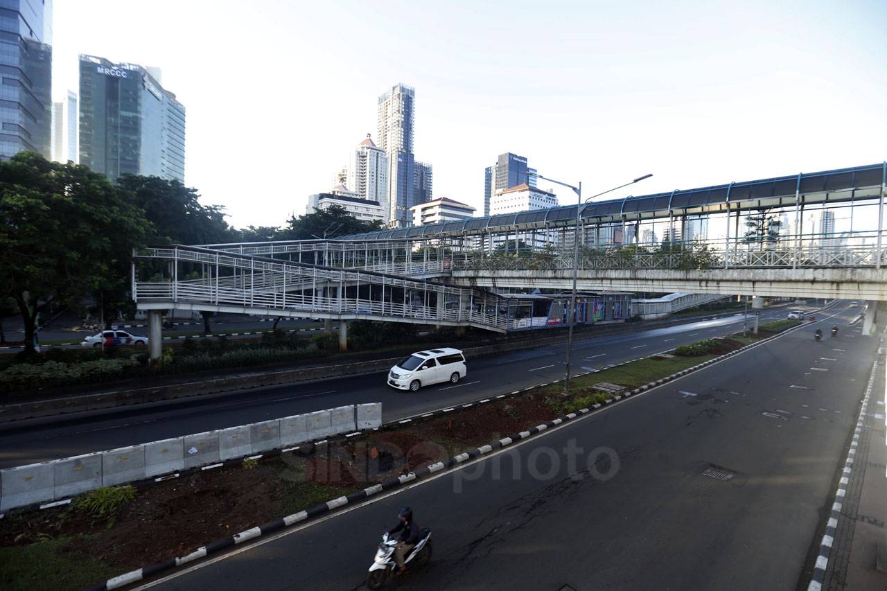Libur Paskah, Jalan...