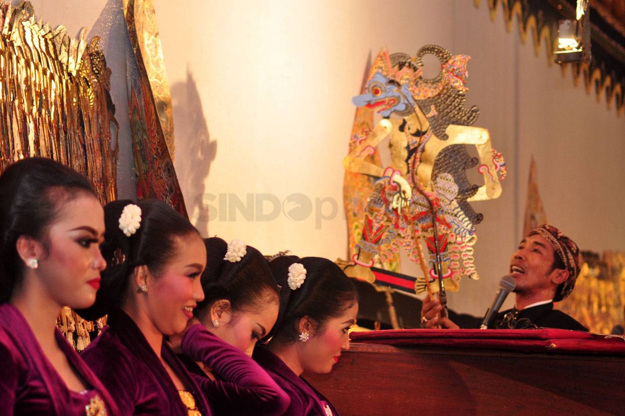 Pagelaran wayang Kulit...
