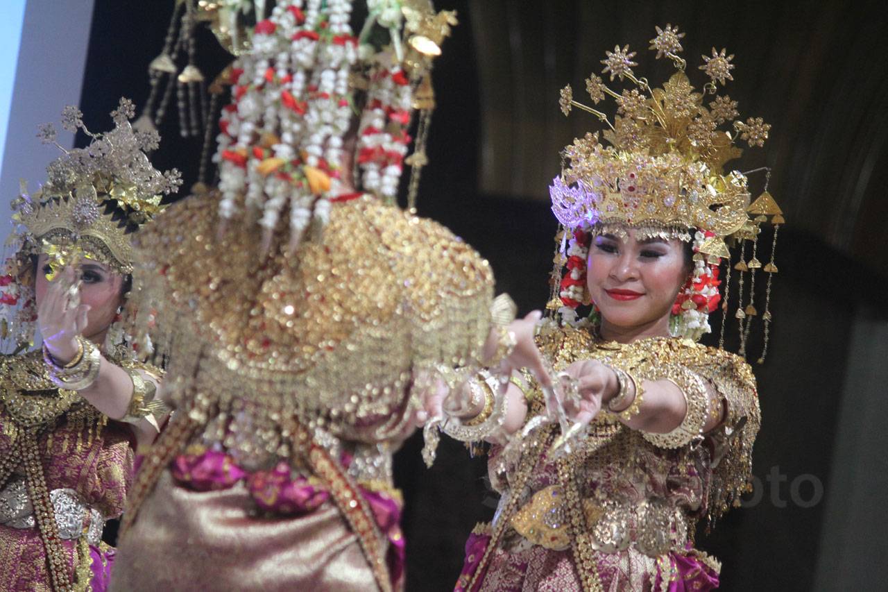 Festival Putri Bumi...