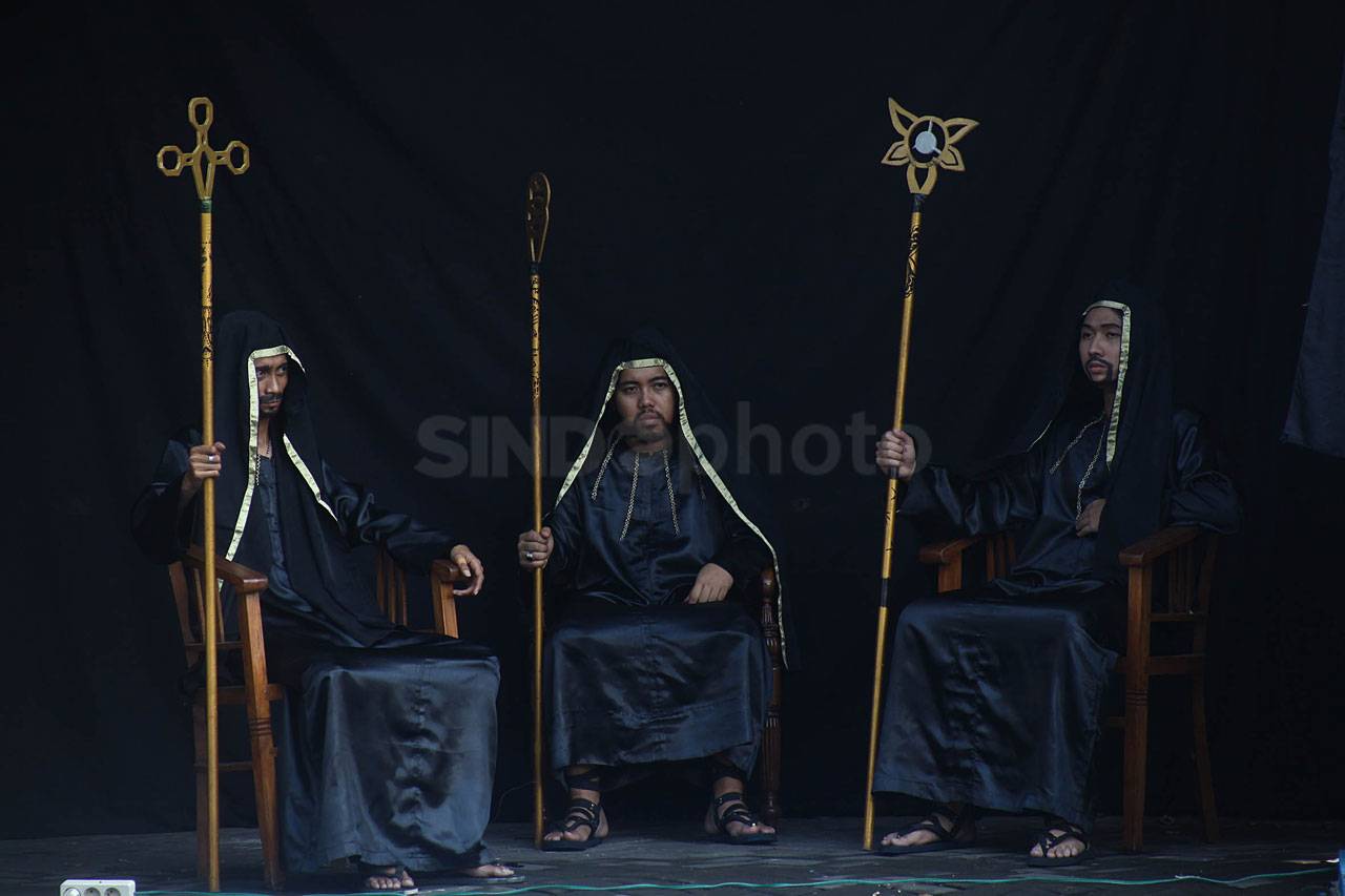 Jalan Salib di Gereja...