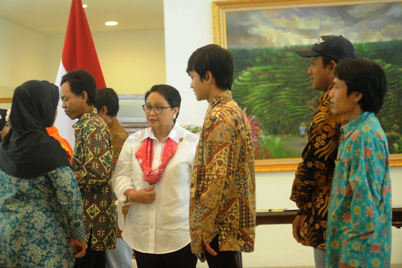 Tangis Haru Iringi Pertemuan...