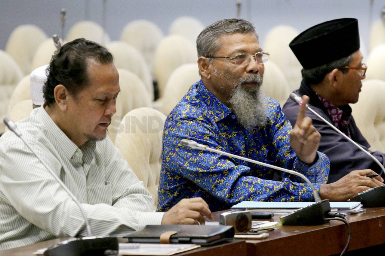 Korban Penipuan First...