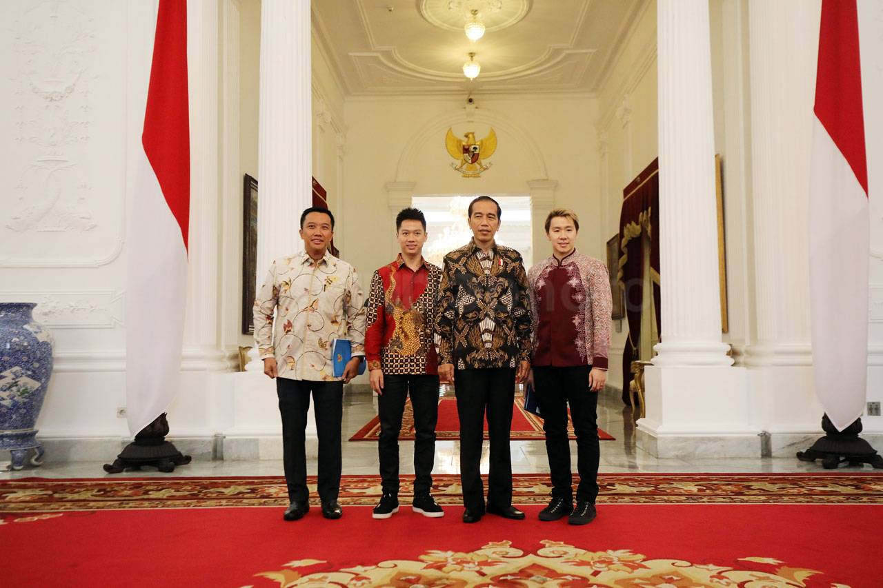 Presiden Jokowi Terima...