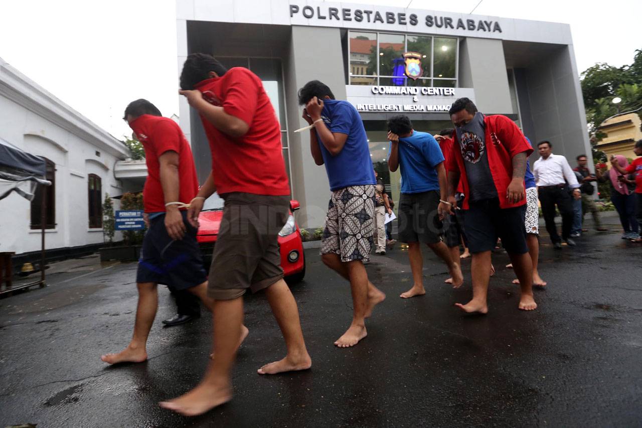 Polrestabes Surabaya...